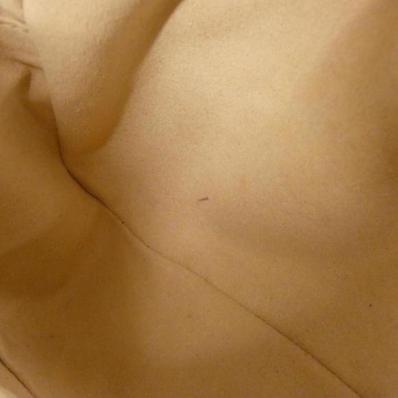 GUCCI Black GG Marmont Shoulder Bag - Picture 10 of 10